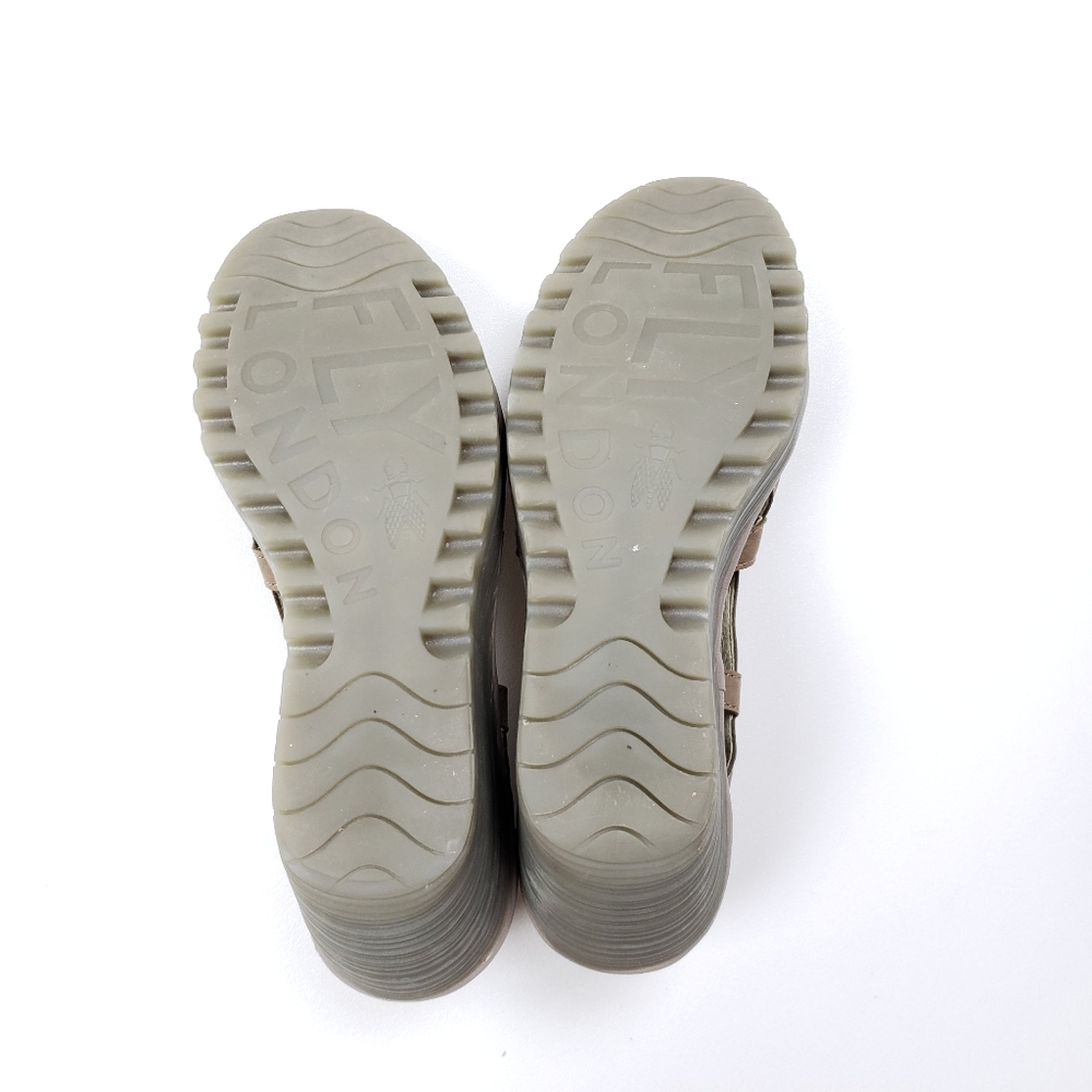 Fly London Yadi718fly Platform Pump
SZ 10 / 41 - Picture 5 of 5